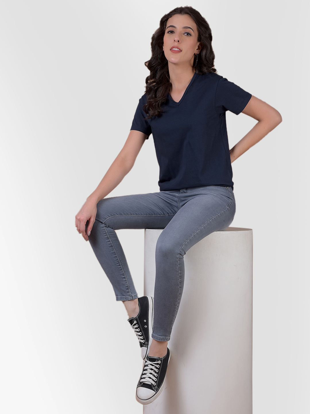 Numero Uno Women Solid Blue V-Neck T-Shirt